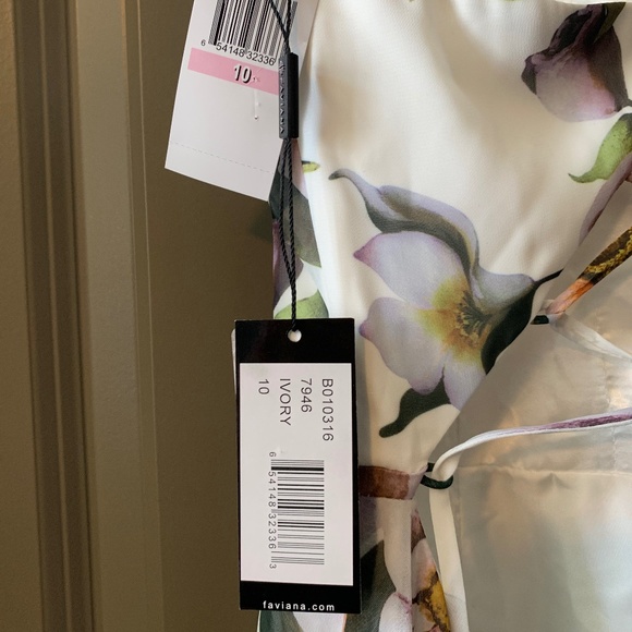 FAVIANA Wedding Guest DRESS - White Floral Plunging V-neck Dress Style 7946 - Picture 8 of 8